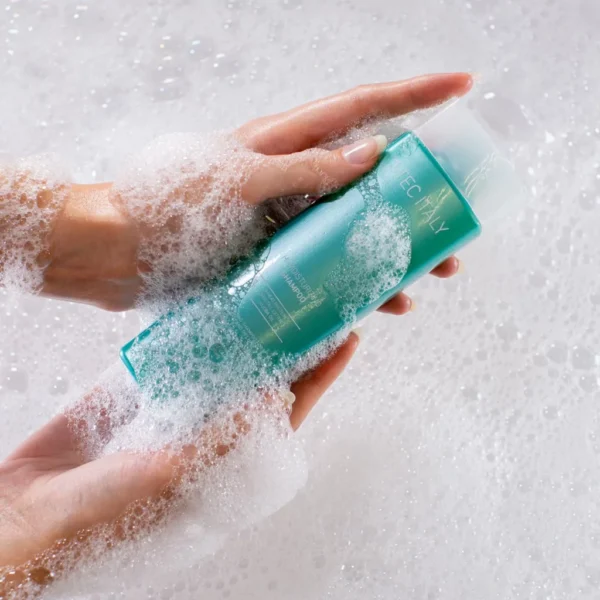 Hi Moisturizing Shampoo - Image 2